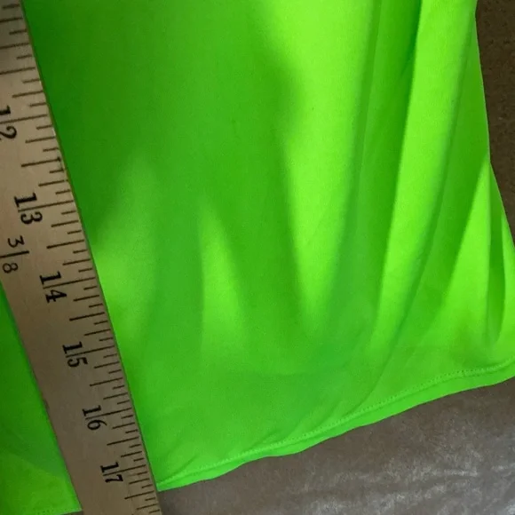 Nike Neon Green Women's  bra Top - Picture 9 of 12